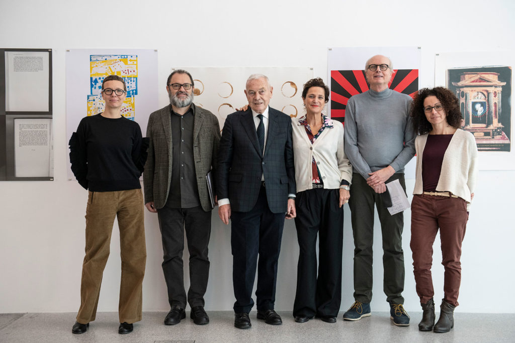 Le curatrici e curatori della mostra. Foto Meneghel