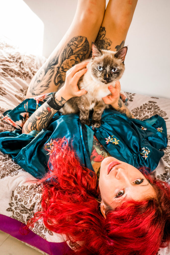 Virginia e Ophelia, Calendario Cattooed Girls, El Squero Casa Editrice ©Marianna Zampieri