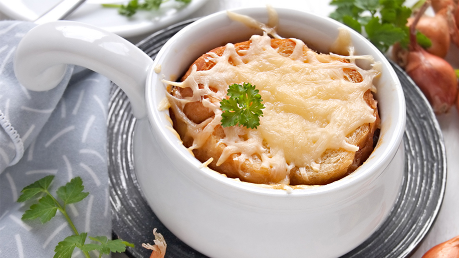 zuppa di cipolle gratinata