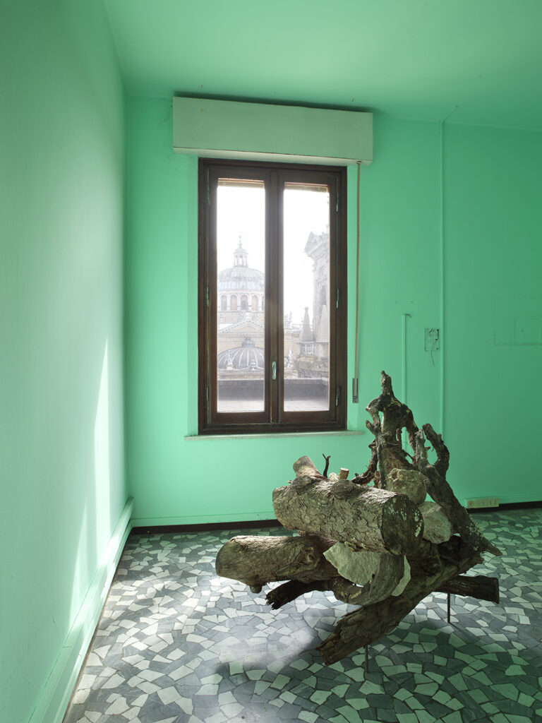 Mike Nelson, Green room n.9