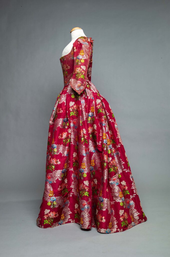 Mostra Settecento - completo busto e corpetto 1775-85