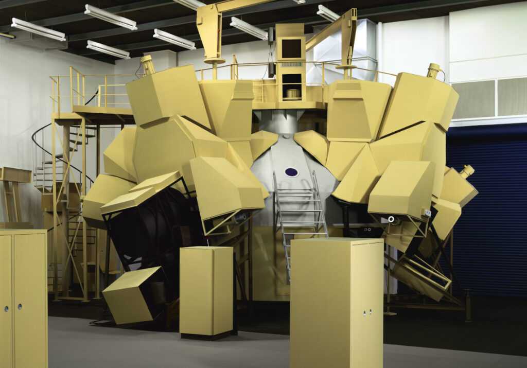 THOMAS DEMAND - Space Simulator, 2003 © Thomas Demand by SIAE 2022, courtesy of Esther Schipper, Berlin