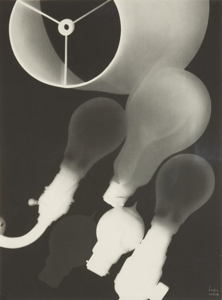 MAN RAY Elettricità. La casa, 1931 © Man Ray Trust by SIAE 2022
